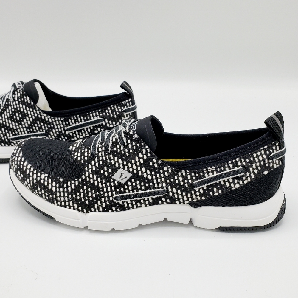 Sperry Top Sider Black & White Ripple Lace Up Shoe